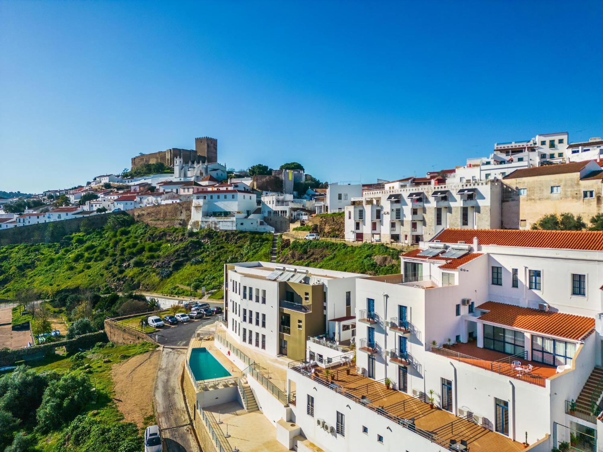 Beira Rio Hotel Mertola Bagian luar foto