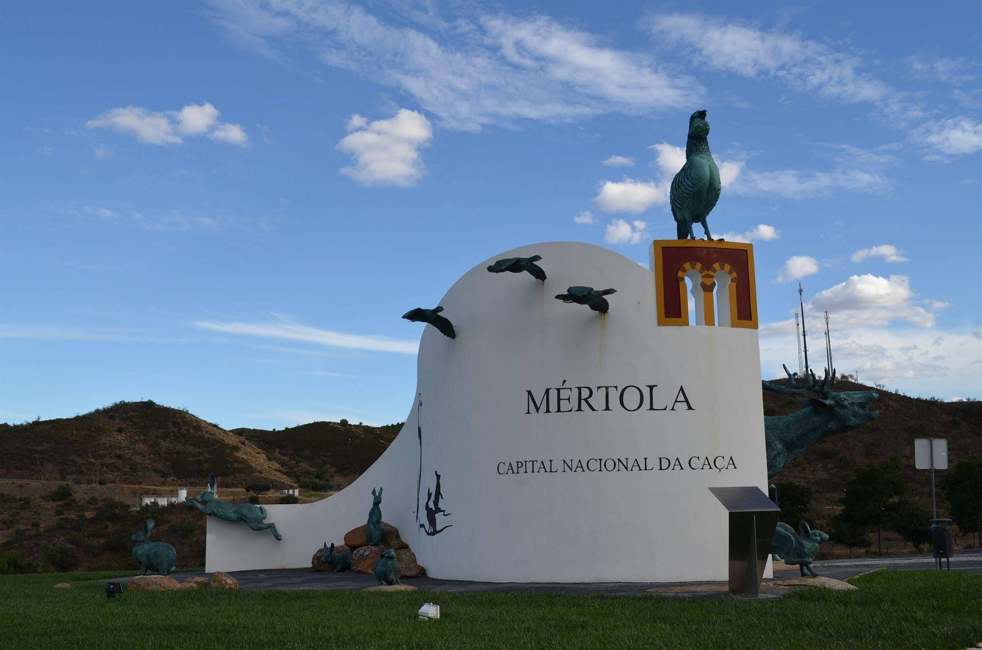 Beira Rio Hotel Mertola Bagian luar foto